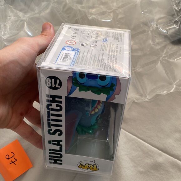 Disney Hula stitch funko pop 718 lilo and stitch - Picture 4 of 4